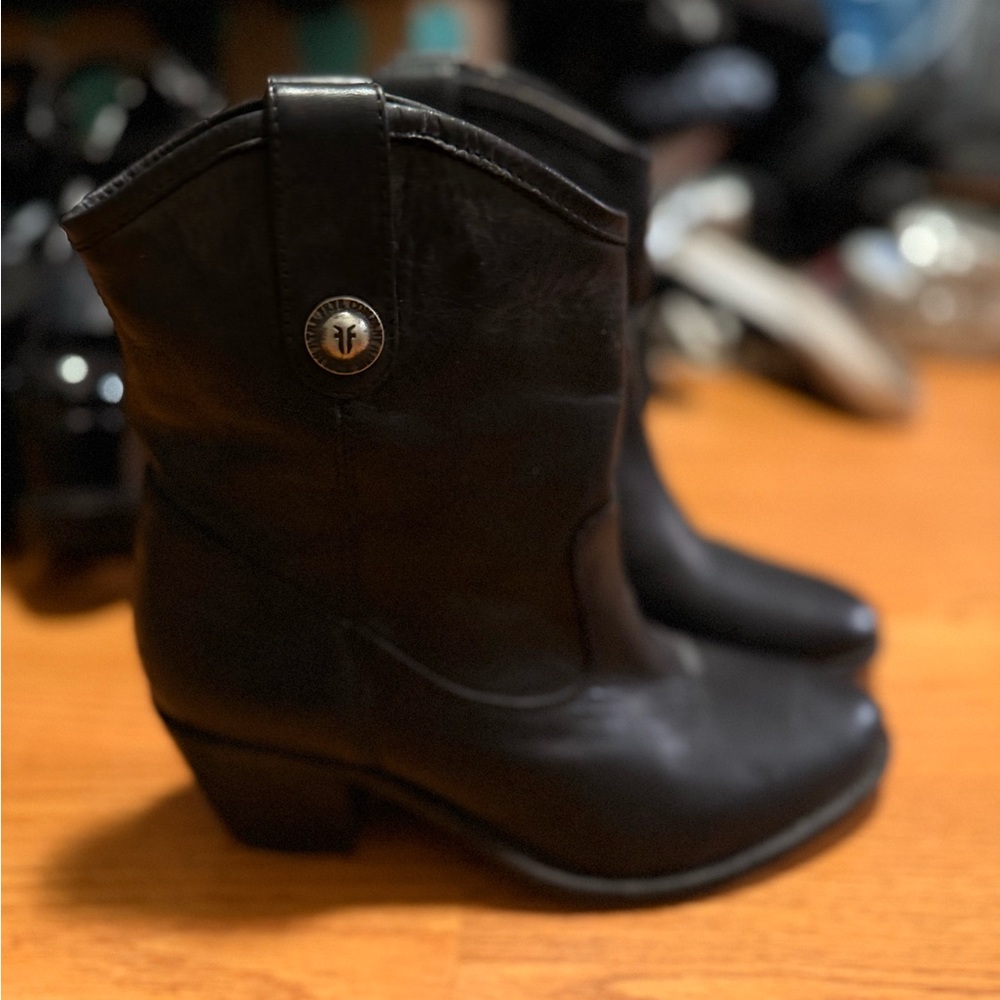 Frye Black Leather Heeled Boots